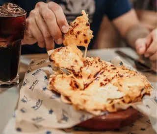 Nachos con queso