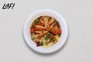 Hrskava pileća salata