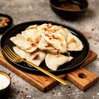 Вареники з капустою (500 г). Продукт заморожений