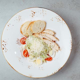 Салат "Цезарь" с курицей