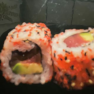 47.California De Tobiko Y Atún (8 Pzs.)