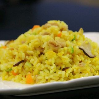 Arroz frito estilo Singapur