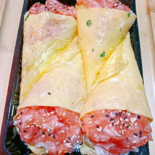 F11. Temaki Ovo Salmao