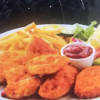 Plato de nuggets de pollo 