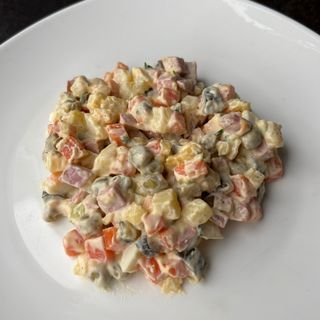 Салат Олів'є (250)