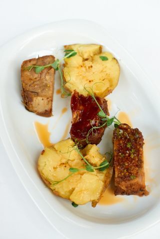 გამომცხვარი ღორის კისერი