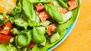 Mini sałatka z winegretem