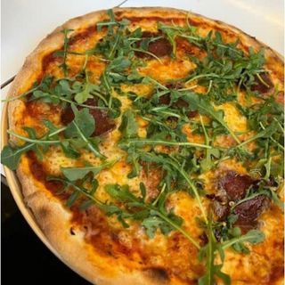 Pizza Salami  (30 cm.)