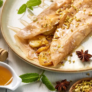 Crêpe De Plàtan, Mel I Canyella