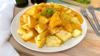 Patatas bravas