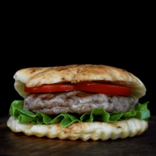 Dupla pljeskavica sa kačkavaljem + Pepsi 