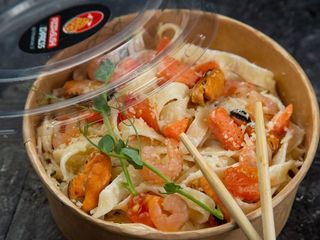 Паста з морепродуктами (300g)