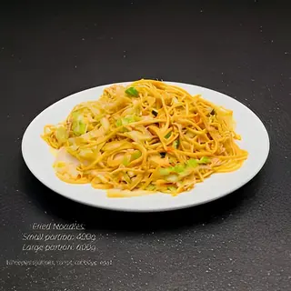 Taitei cu legume  炒面