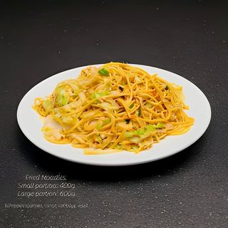 Tăiței cu legume  炒面