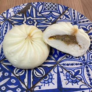 Baozi con carne (2pz)肉包子