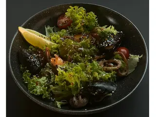 Салат з морепродуктами (220г)
