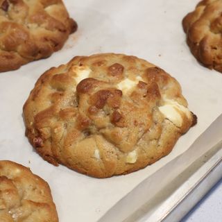 Cookie chocolate blanco y pistachos