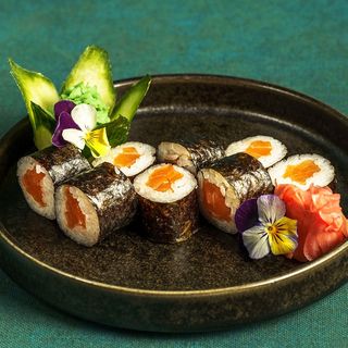 Maki Salmon