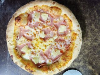 Pizza Hawaiana (30 Cm.)
