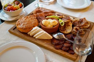 Seljački doručak (za dve osobe)