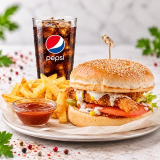 Meniu nugget burger