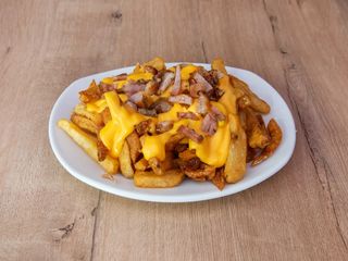 Patatas salsa de queso