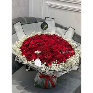 Big Red Bouquet