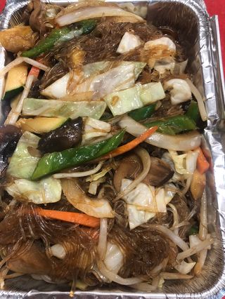 Fideo chino con verdura