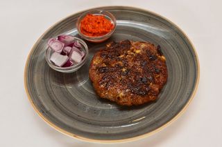 Pljeskavica sa sirom