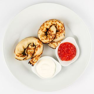 Palačinke s crvenim kavijarom lososa