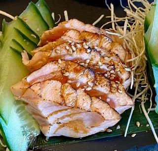 Sashimi De Salmón Toast (5 Pzs.)