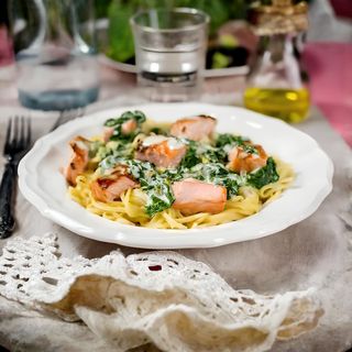 Паста с семгой