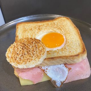 Sándwich Tres En Uno