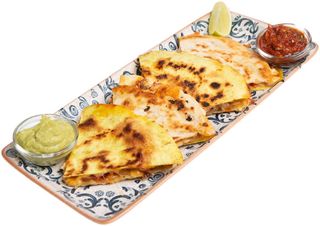 Кесадия Трес карне (350г)