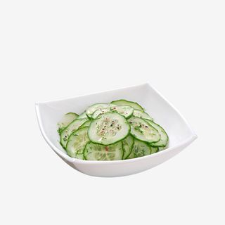 salata de castraveti