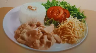 Strogonoff de Frango