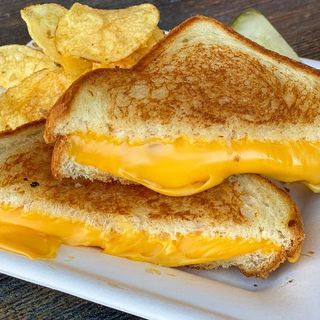 Cheese Grilled Sandwich With Chips