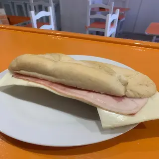 Bocadillo De Bacon Y Queso