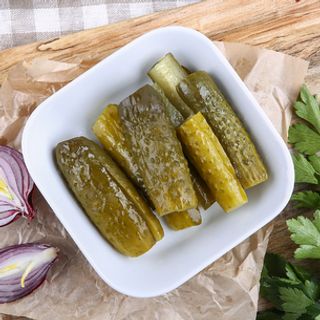 G-Castraveti marinati