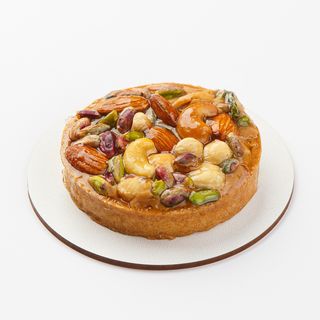 Тарталетка "Ореховая с соленой карамелью" (0,180 кг).