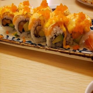 Uramaki Roll De Salmón Flameado (8 Pzs.)