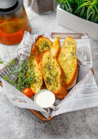 Чесночный хлеб (130г)