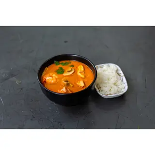 Том ям
