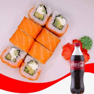 ფილადელფია როლი 8ც + კოკა-კოლა კლასიკი - 0,5ლ