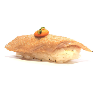 NIGIRI CHUTORO AL MOJO ROJO