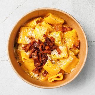 Mezza manica carbonara