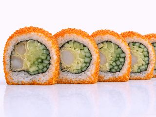 Uramaki z krewetkami w tempurze 8 szt.