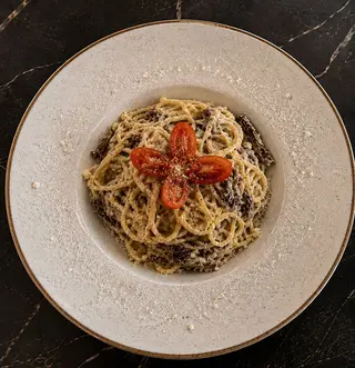 Pasta s biftekom u aromatičnom biber sosu