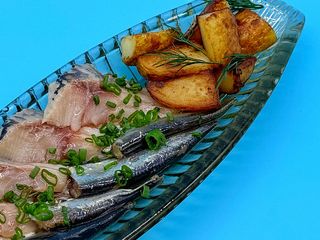 Оселедець з тюлькою та картоплею (150g)