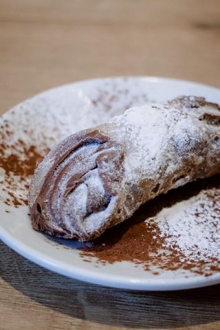 Canolis De Chocolate